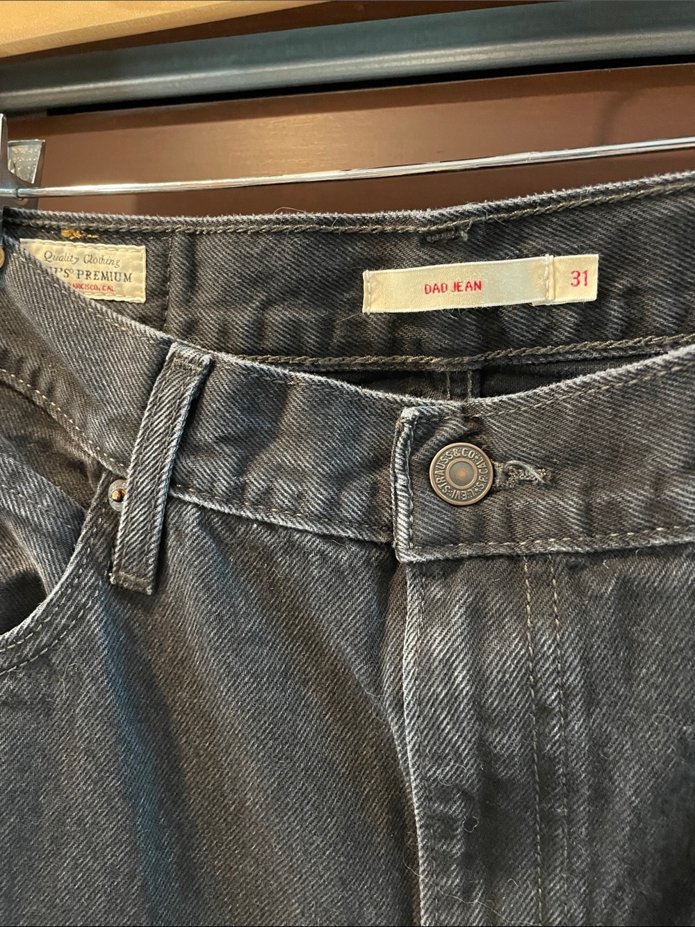 Women’s Levi’s Dad Jean washed black size 31 EUC - Picture 2 of 8